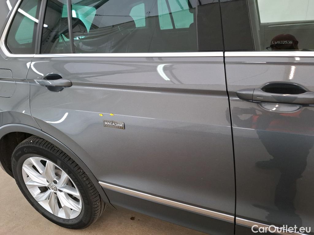  Volkswagen  Tiguan VOLKSWAGEN  / 2016 / 5P / SUV 1.5 TSI 150 EVO DSG7 Carat #41