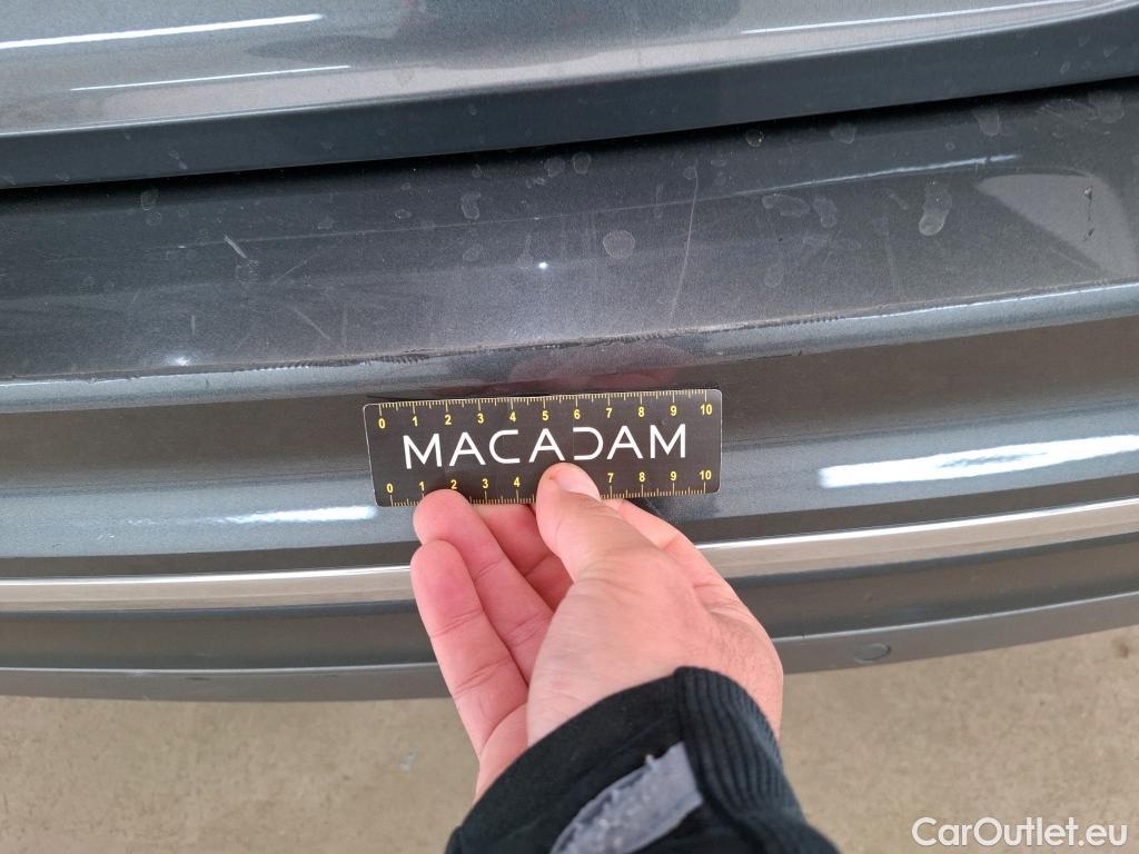  Volkswagen  Tiguan VOLKSWAGEN  / 2016 / 5P / SUV 1.5 TSI 150 EVO DSG7 Carat #19