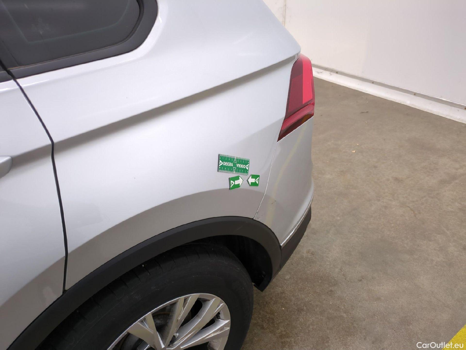  Volkswagen  Tiguan VOLKSWAGEN  / 2020 / 5P / SUV 2.0 TDI 150 DSG7 Life Business #16