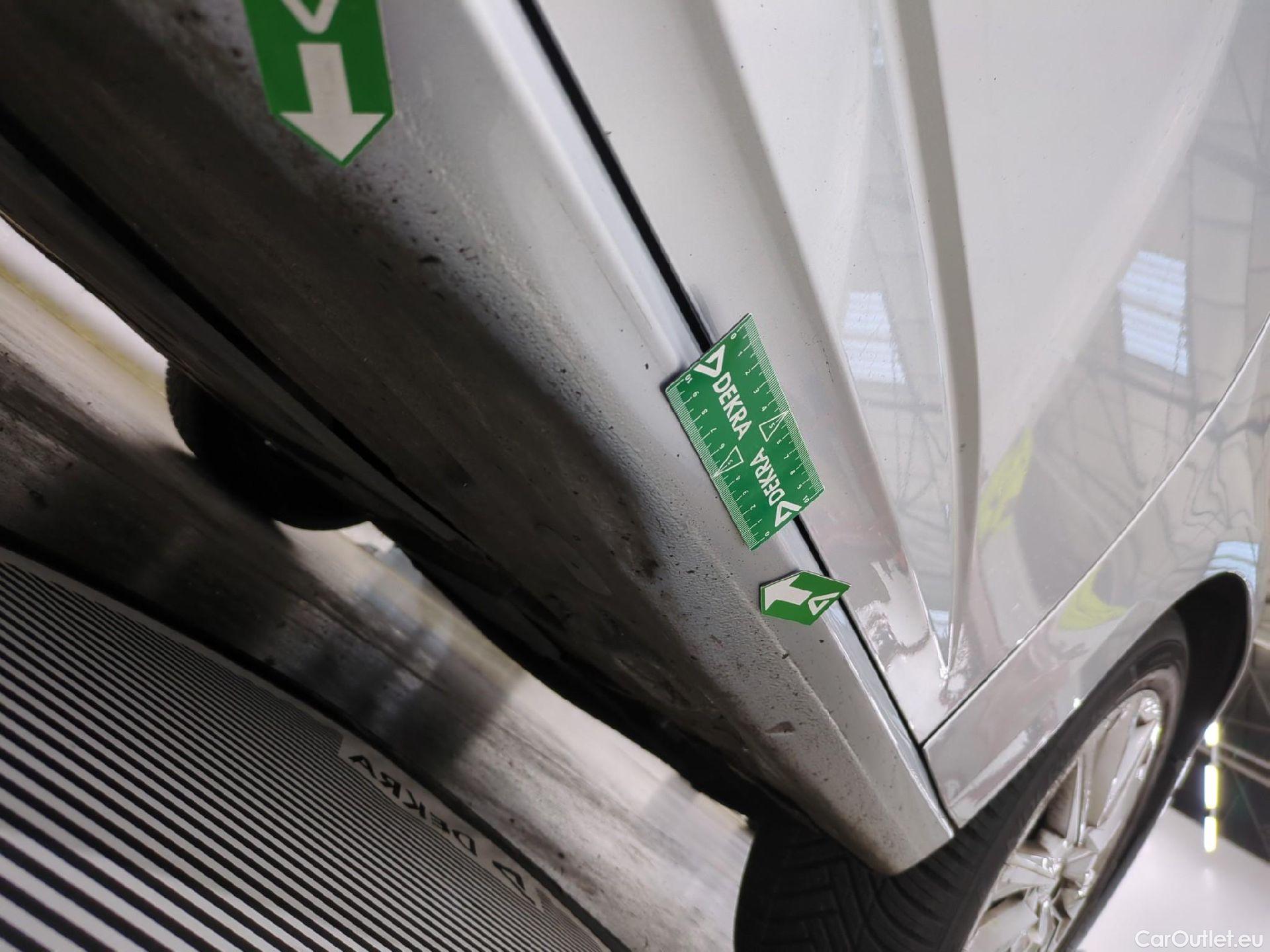  Renault  Megane  IV Berline 5 ptes. Business 1.5 dCi 115CV BVM6 E6d #15