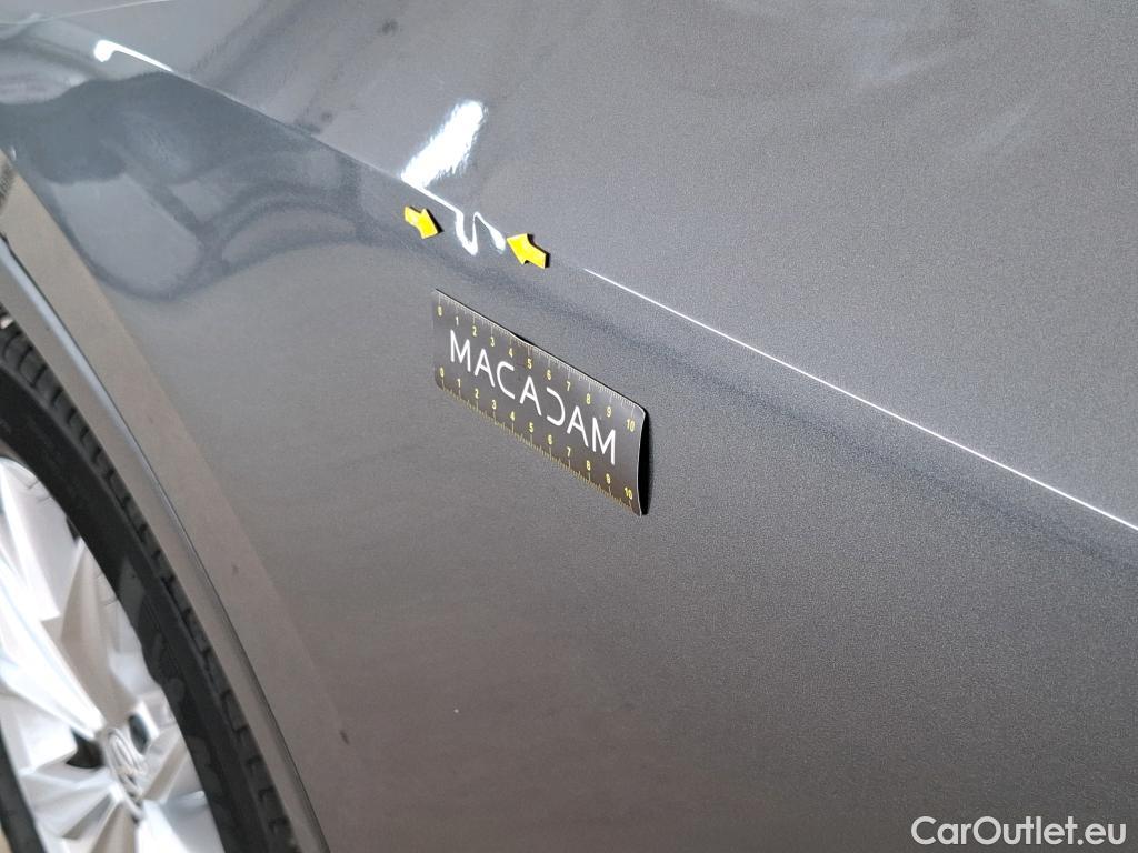  Volkswagen  Tiguan VOLKSWAGEN  / 2016 / 5P / SUV 1.5 TSI 150 EVO DSG7 Carat #42