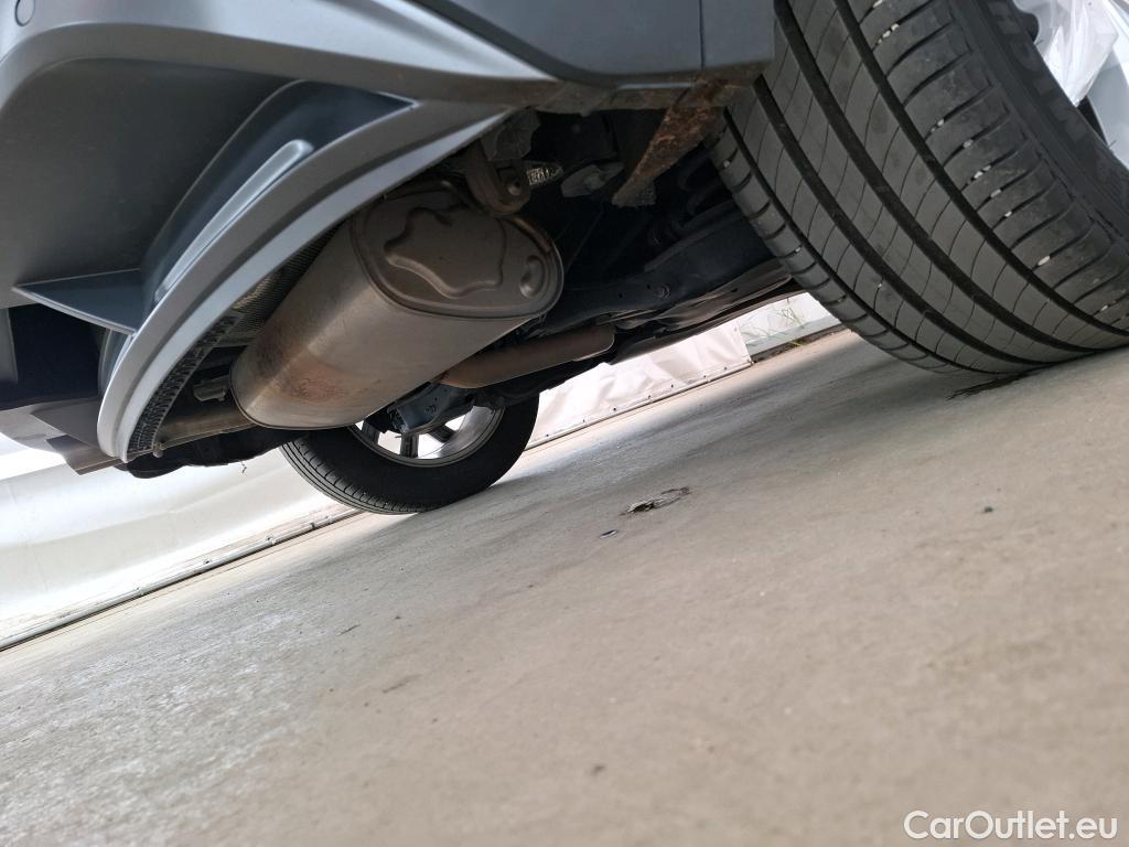  Volkswagen  Tiguan VOLKSWAGEN  / 2016 / 5P / SUV 1.5 TSI 150 EVO DSG7 Carat #45