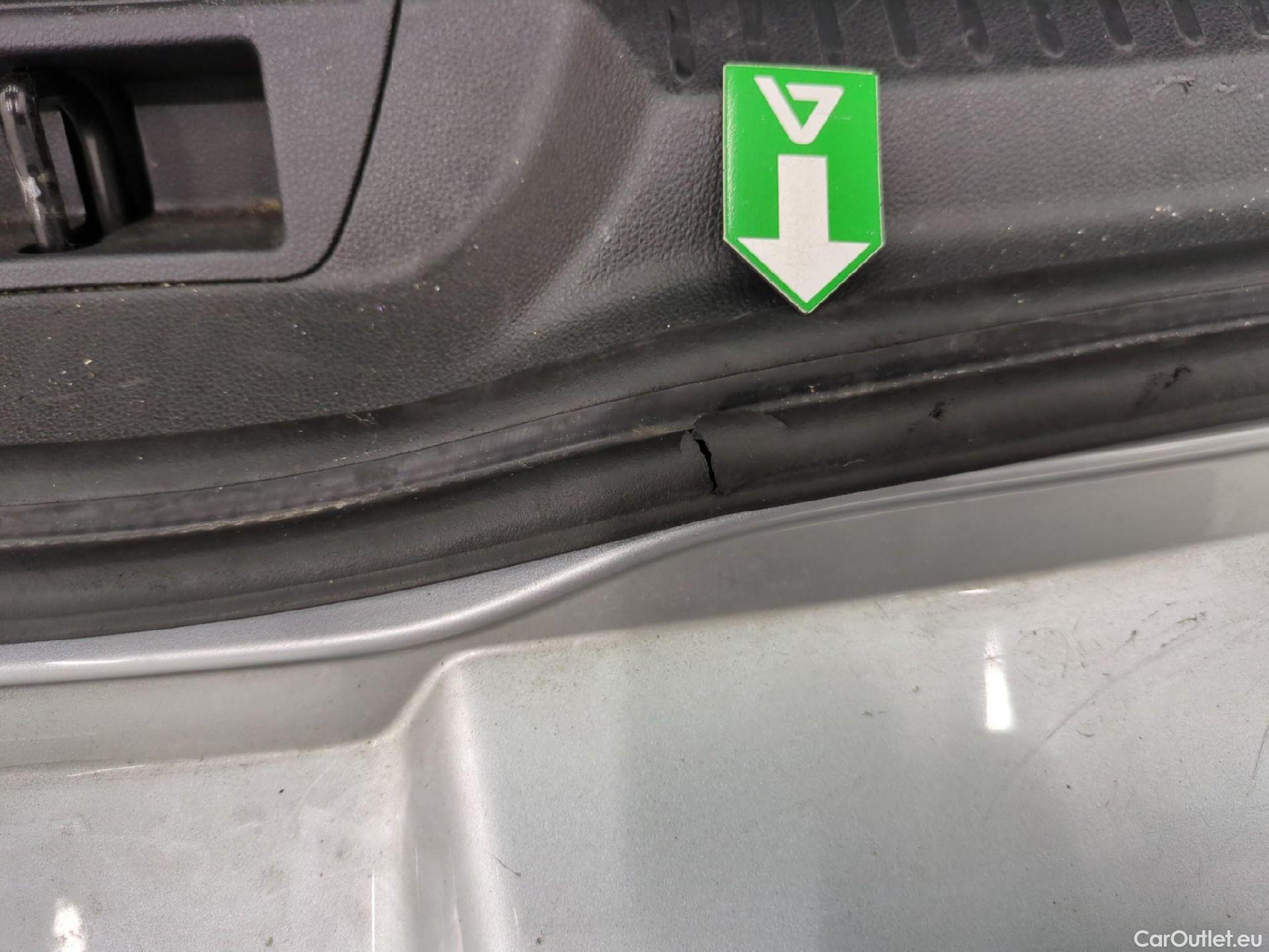  Renault  Megane  IV Berline 5 ptes. Business 1.5 dCi 115CV BVM6 E6d #10