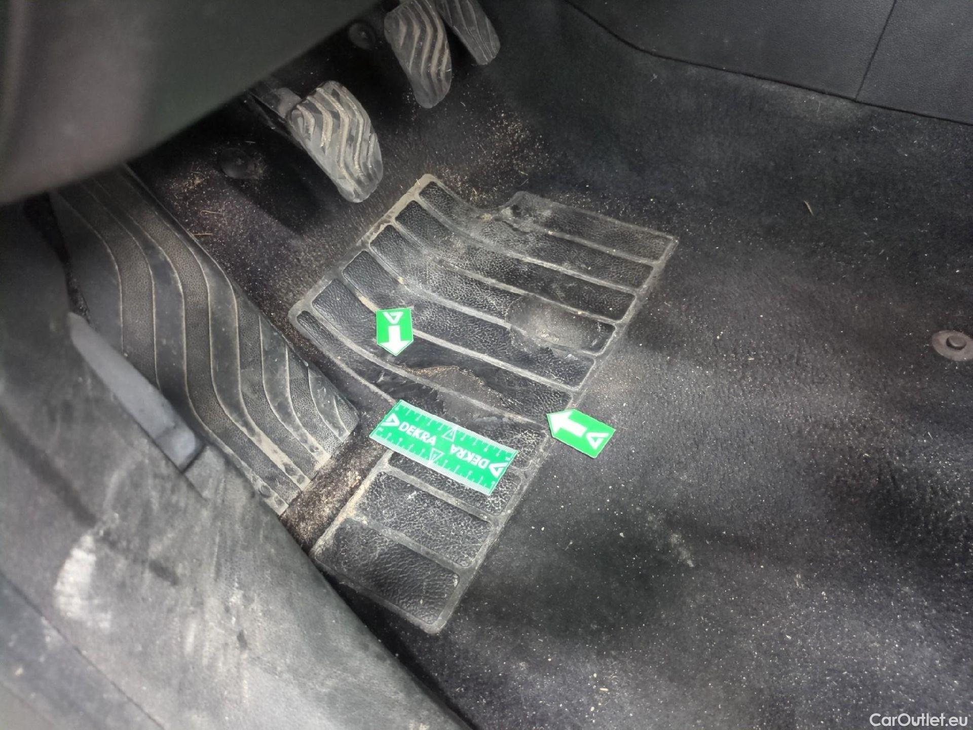  Renault  Megane  IV Berline 5 ptes. Business 1.5 dCi 115CV BVM6 E6d #5