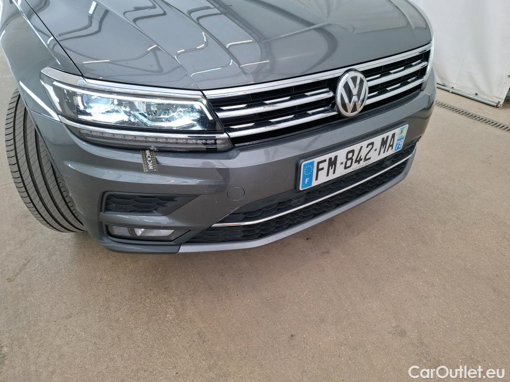  Volkswagen  Tiguan VOLKSWAGEN  / 2016 / 5P / SUV 1.5 TSI 150 EVO DSG7 Carat #20
