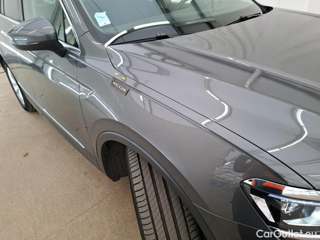  Volkswagen  Tiguan VOLKSWAGEN  / 2016 / 5P / SUV 1.5 TSI 150 EVO DSG7 Carat #34