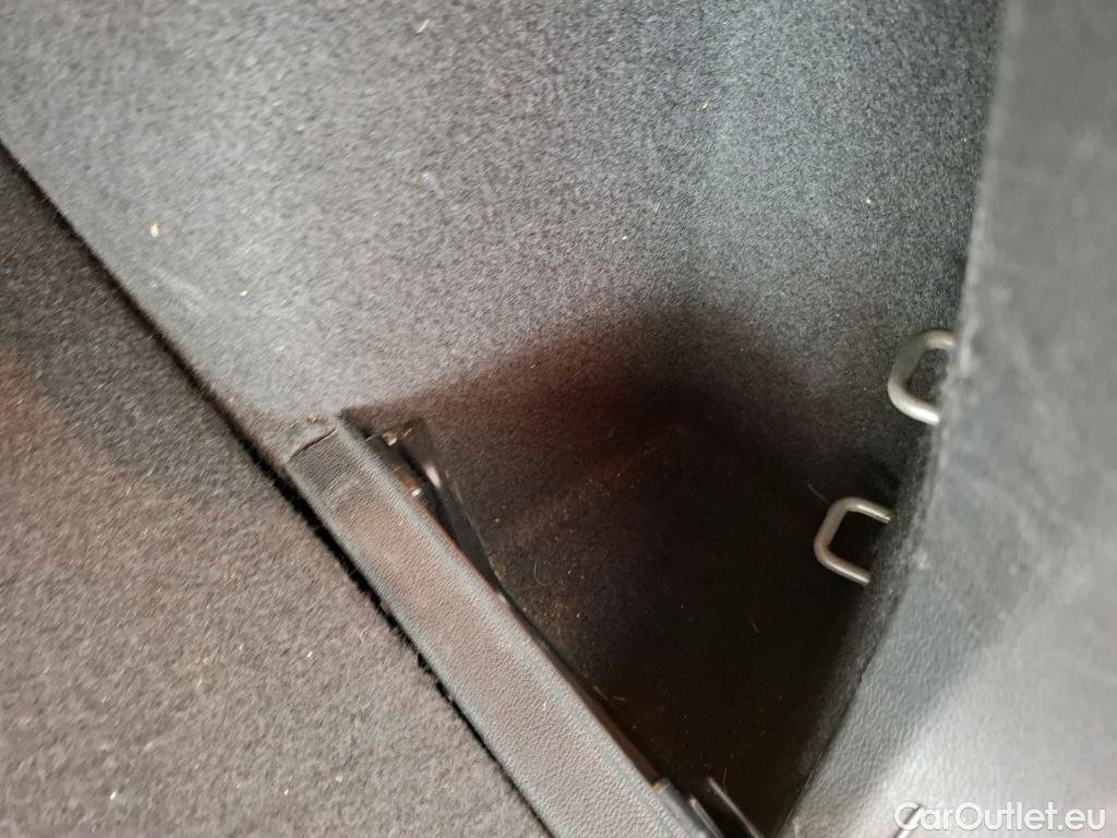  Volkswagen  Tiguan VOLKSWAGEN  / 2016 / 5P / SUV 1.5 TSI 150 EVO DSG7 Carat #30