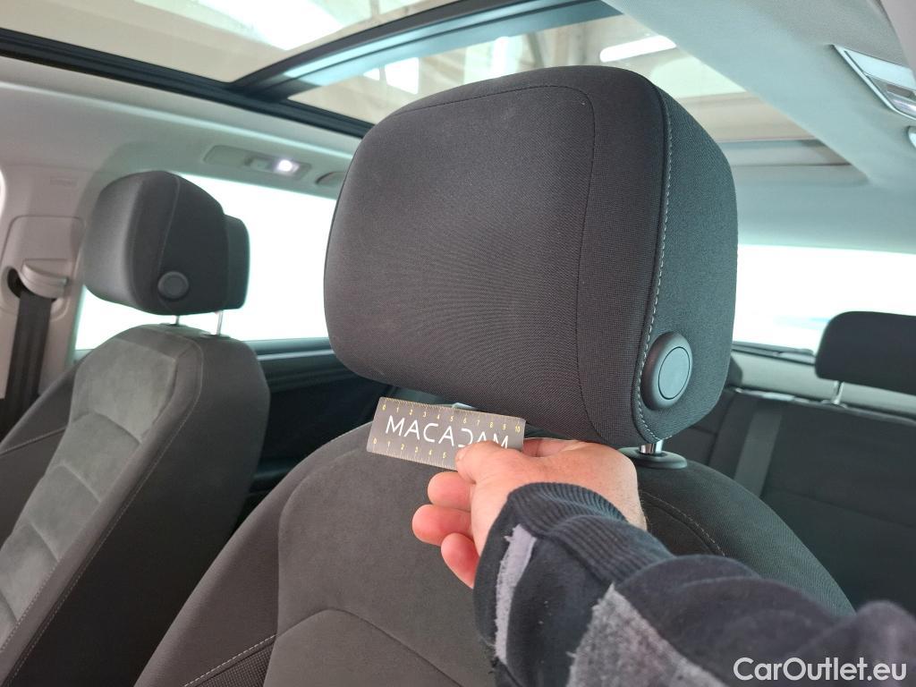  Volkswagen  Tiguan VOLKSWAGEN  / 2016 / 5P / SUV 1.5 TSI 150 EVO DSG7 Carat #49