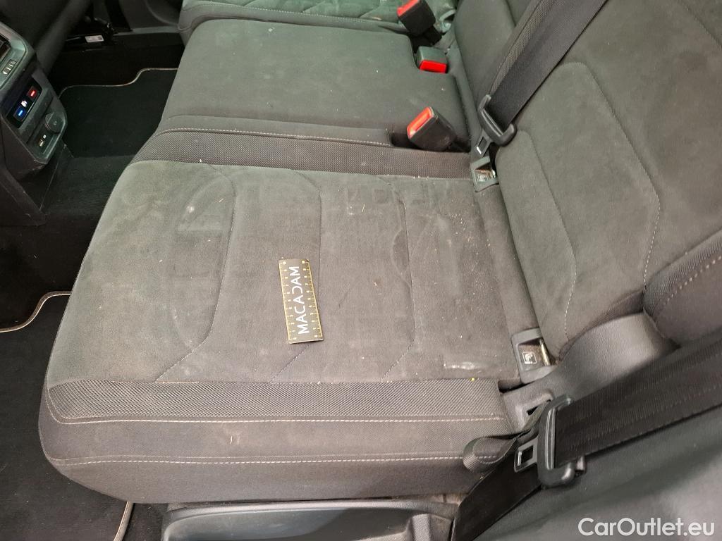  Volkswagen  Tiguan VOLKSWAGEN  / 2016 / 5P / SUV 1.5 TSI 150 EVO DSG7 Carat #50