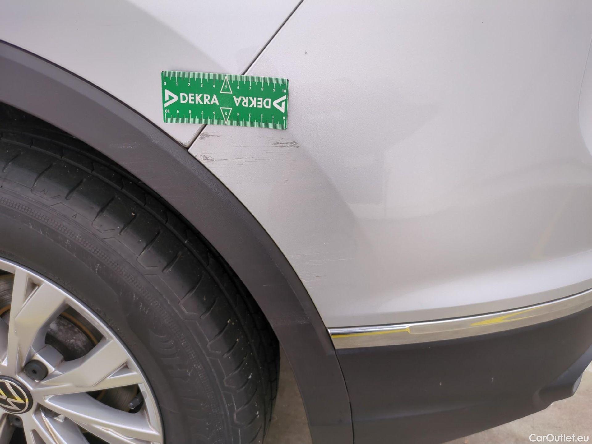  Volkswagen  Tiguan VOLKSWAGEN  / 2020 / 5P / SUV 2.0 TDI 150 DSG7 Life Business #19