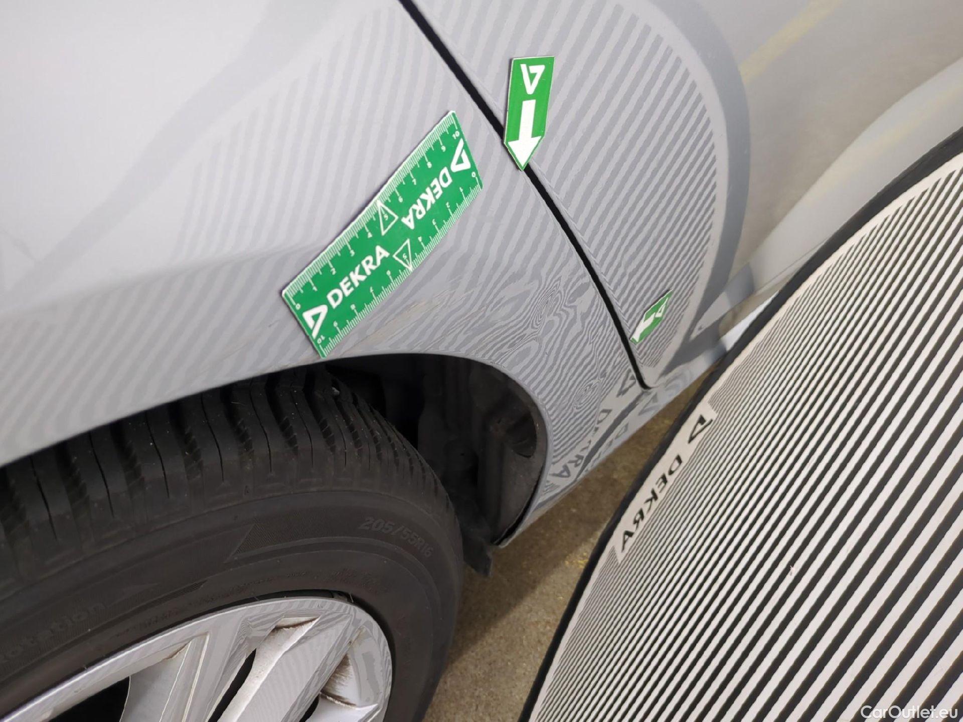  Renault  Megane  IV Berline 5 ptes. Business 1.5 dCi 115CV BVM6 E6d #13