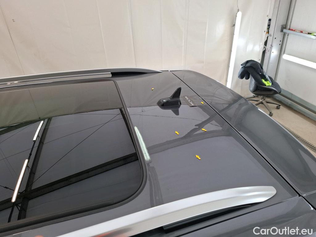  Volkswagen  Tiguan VOLKSWAGEN  / 2016 / 5P / SUV 1.5 TSI 150 EVO DSG7 Carat #1