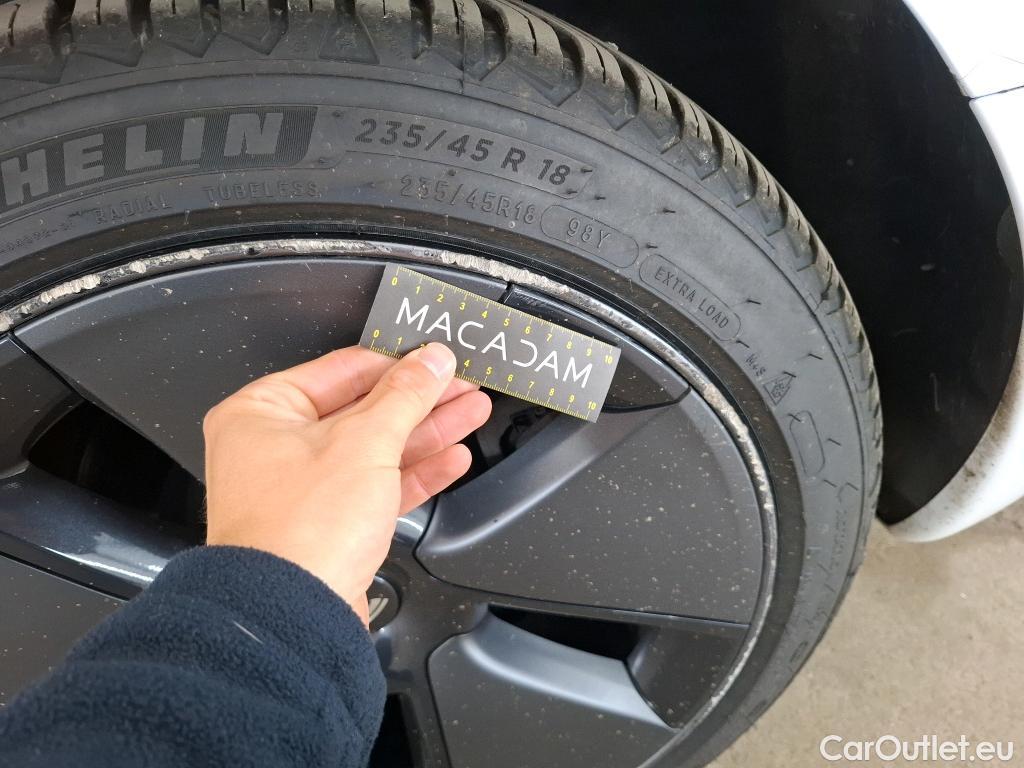  Tesla  Model 3 TESLA  / 2018 / 4P / Berline Grande Autonomie Dual Motor AWD #12