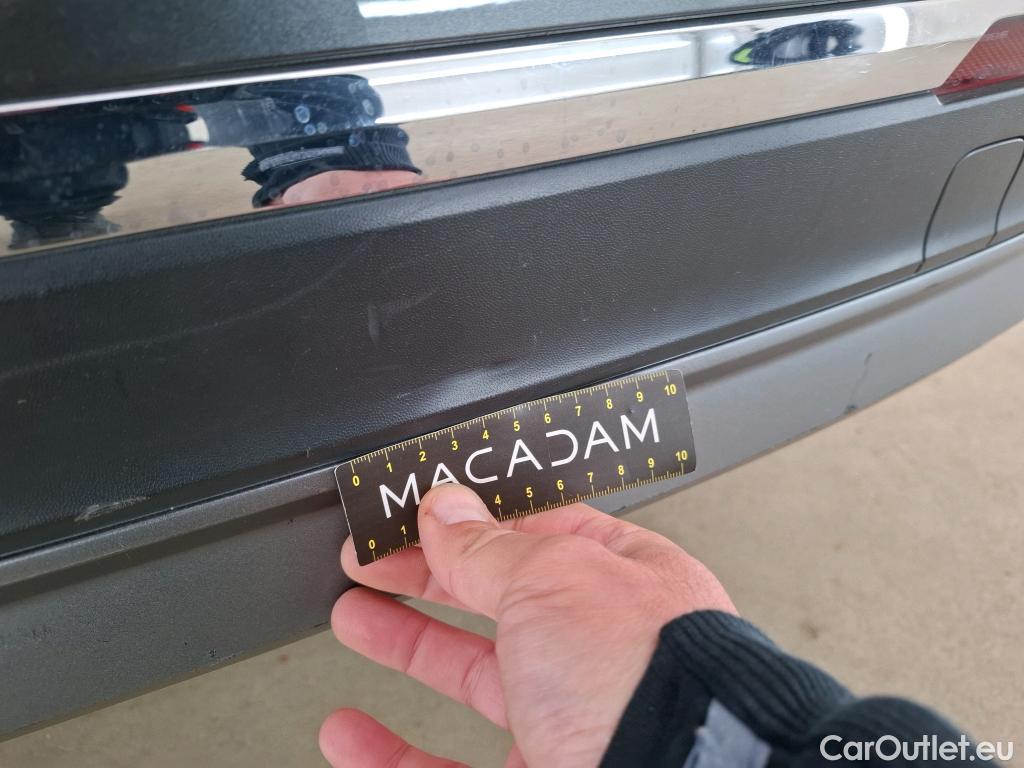  Volkswagen  Tiguan VOLKSWAGEN  / 2016 / 5P / SUV 1.5 TSI 150 EVO DSG7 Carat #14