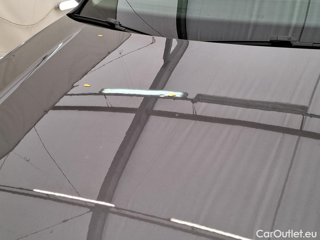  Volkswagen  Tiguan VOLKSWAGEN  / 2016 / 5P / SUV 1.5 TSI 150 EVO DSG7 Carat #10