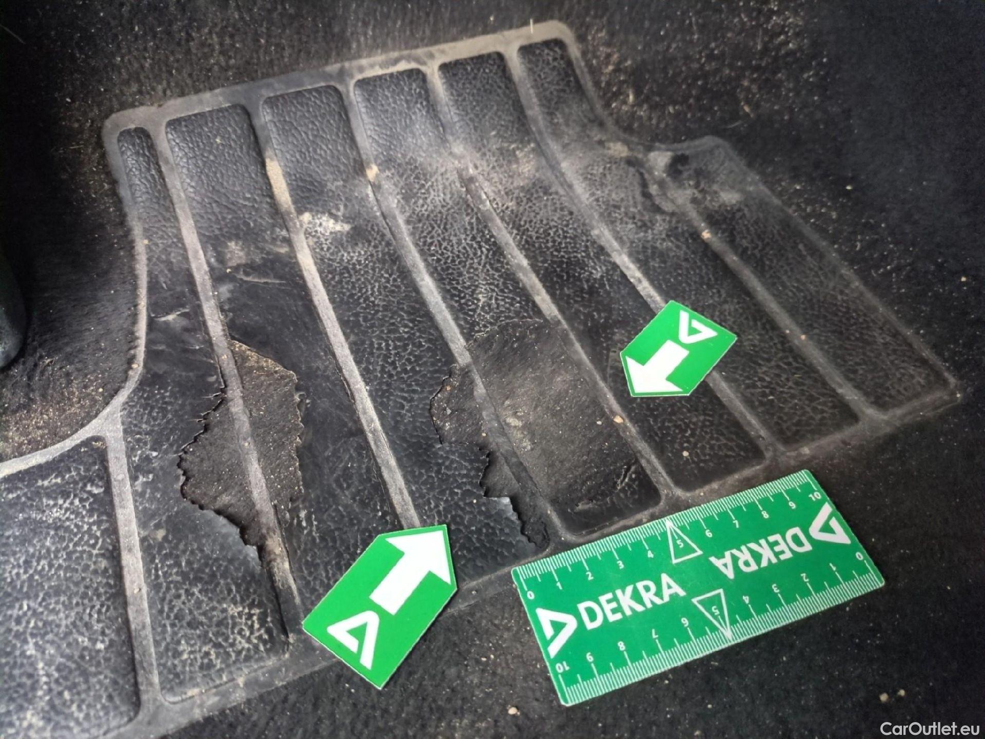  Renault  Megane  IV Berline 5 ptes. Business 1.5 dCi 115CV BVM6 E6d #4