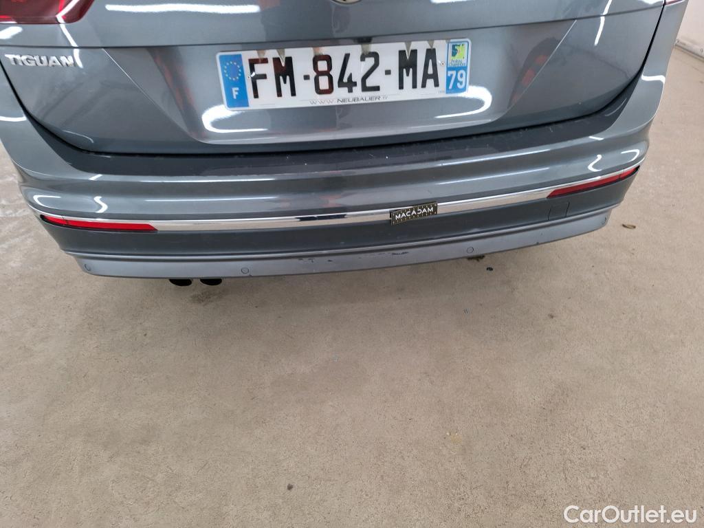  Volkswagen  Tiguan VOLKSWAGEN  / 2016 / 5P / SUV 1.5 TSI 150 EVO DSG7 Carat #13