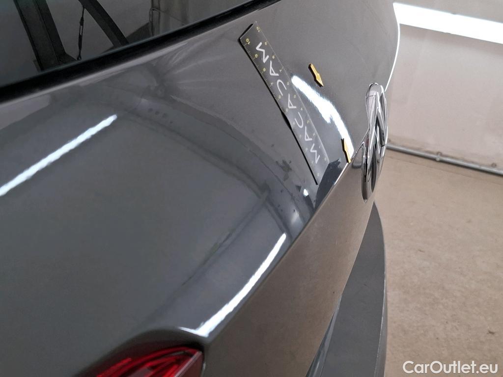  Volkswagen  Tiguan VOLKSWAGEN  / 2016 / 5P / SUV 1.5 TSI 150 EVO DSG7 Carat #40