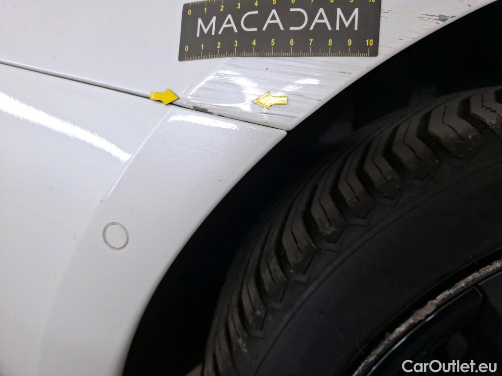  Tesla  Model 3 TESLA  / 2018 / 4P / Berline Grande Autonomie Dual Motor AWD #8