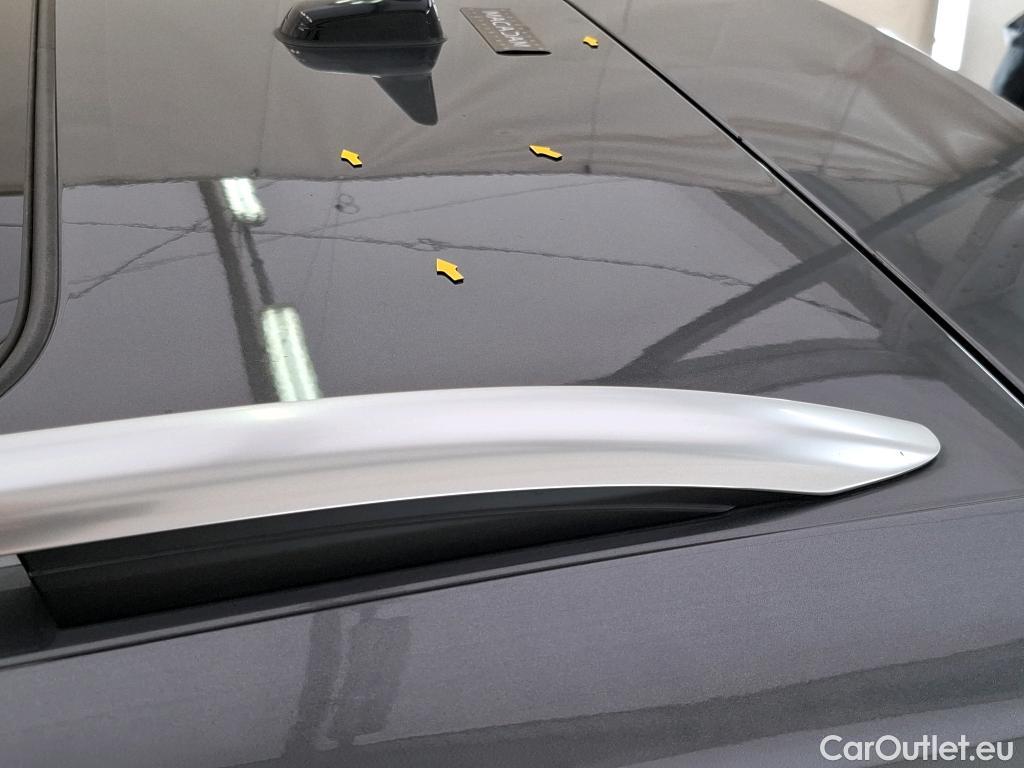  Volkswagen  Tiguan VOLKSWAGEN  / 2016 / 5P / SUV 1.5 TSI 150 EVO DSG7 Carat #5