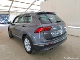  Volkswagen  Tiguan VOLKSWAGEN  / 2016 / 5P / SUV 1.5 TSI 150 EVO DSG7 Carat #2