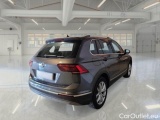  Volkswagen  Tiguan VOLKSWAGEN  / 2016 / 5P / SUV 2.0 TDI SCR 110KW ADVANCED BMT DSG #2