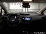  Toyota  Yaris TOYOTA  / 2017 / 5P / BERLINA 1.5 HYBRID ACTIVE #3