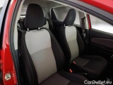  Toyota  Yaris TOYOTA  / 2017 / 5P / BERLINA 1.5 HYBRID ACTIVE #13