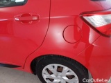  Toyota  Yaris TOYOTA  / 2017 / 5P / BERLINA 1.5 HYBRID ACTIVE #71