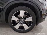  Volvo  XC 40 VOLVO XC40 / 2017 / 5P / SUV T5 TWIN ENGINE GEARTRONIC BUSINESS PLUS #17
