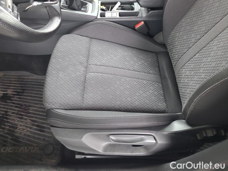  Skoda  Octavia  Combi (NX3)(2020) Oct.Combi 2.0TDI 85 Style #8