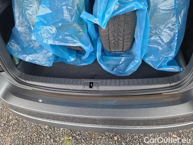  Skoda  Octavia  Combi (NX3)(2020) Oct.Combi 2.0TDI 85 Style AT #7