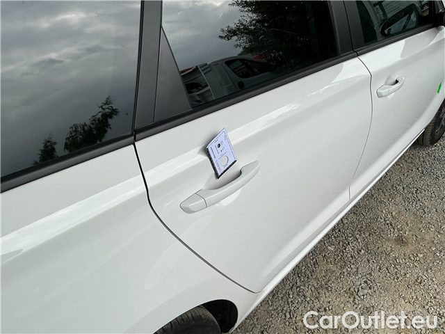  Hyundai  i30  kom.1.0TGDI Family Comf #11