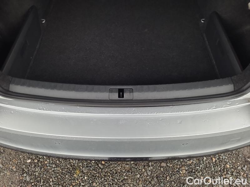  Skoda  Octavia  Lim. (NX3)(2020) Oct. 2.0TDI 147 RS 4x4 AT #6