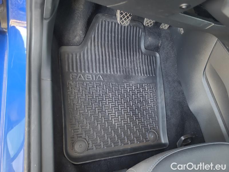  Skoda  Fabia  Combi (2015)  Com.1.0TSI 70 Ambition #6