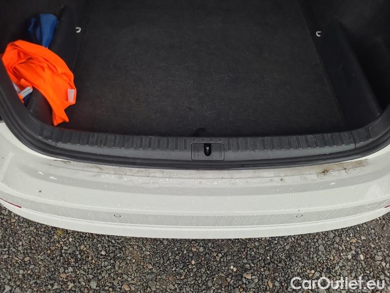  Skoda  Octavia  Combi (NX3)(2020) Oct.Combi 2.0TDI 85 Style #11