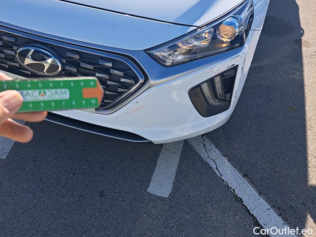  Hyundai   Ioniq HYUNDAI / 2019 / 5P / berlina con portón 1.6 GDI PHEV Klass DCT #41