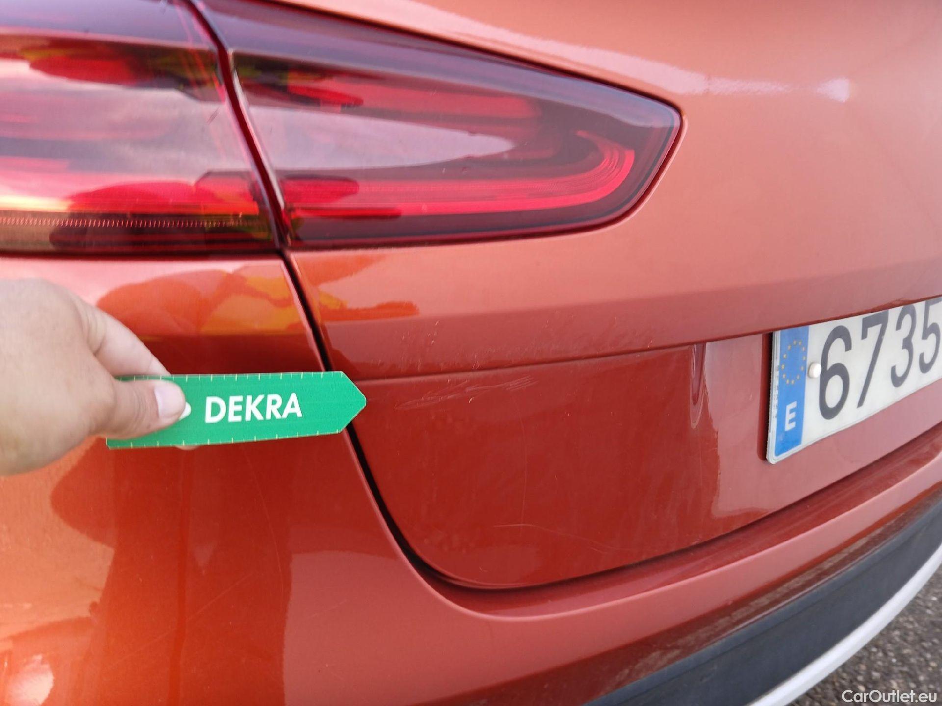  KIA  XCeed KIA  / 2019 / 5P / todoterreno 1.0 T-GDi Drive 88kW (120CV) #16