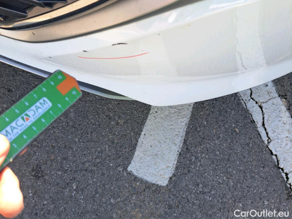  Hyundai   Ioniq HYUNDAI / 2019 / 5P / berlina con portón 1.6 GDI PHEV Klass DCT #28