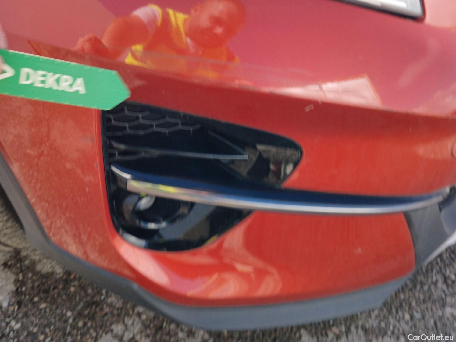  KIA  XCeed KIA  / 2019 / 5P / todoterreno 1.0 T-GDi Drive 88kW (120CV) #4