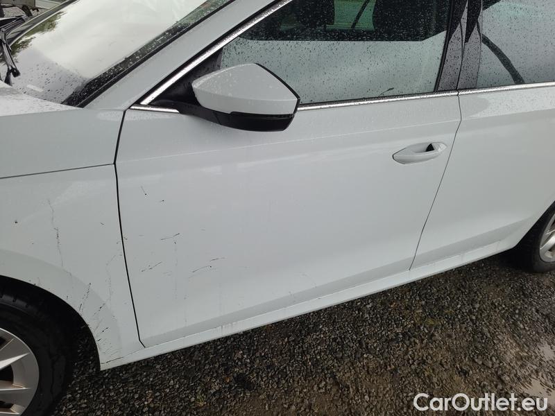  Skoda  Octavia  Combi (NX3)(2020) Oct.Combi 2.0TDI 110 Style AT #4