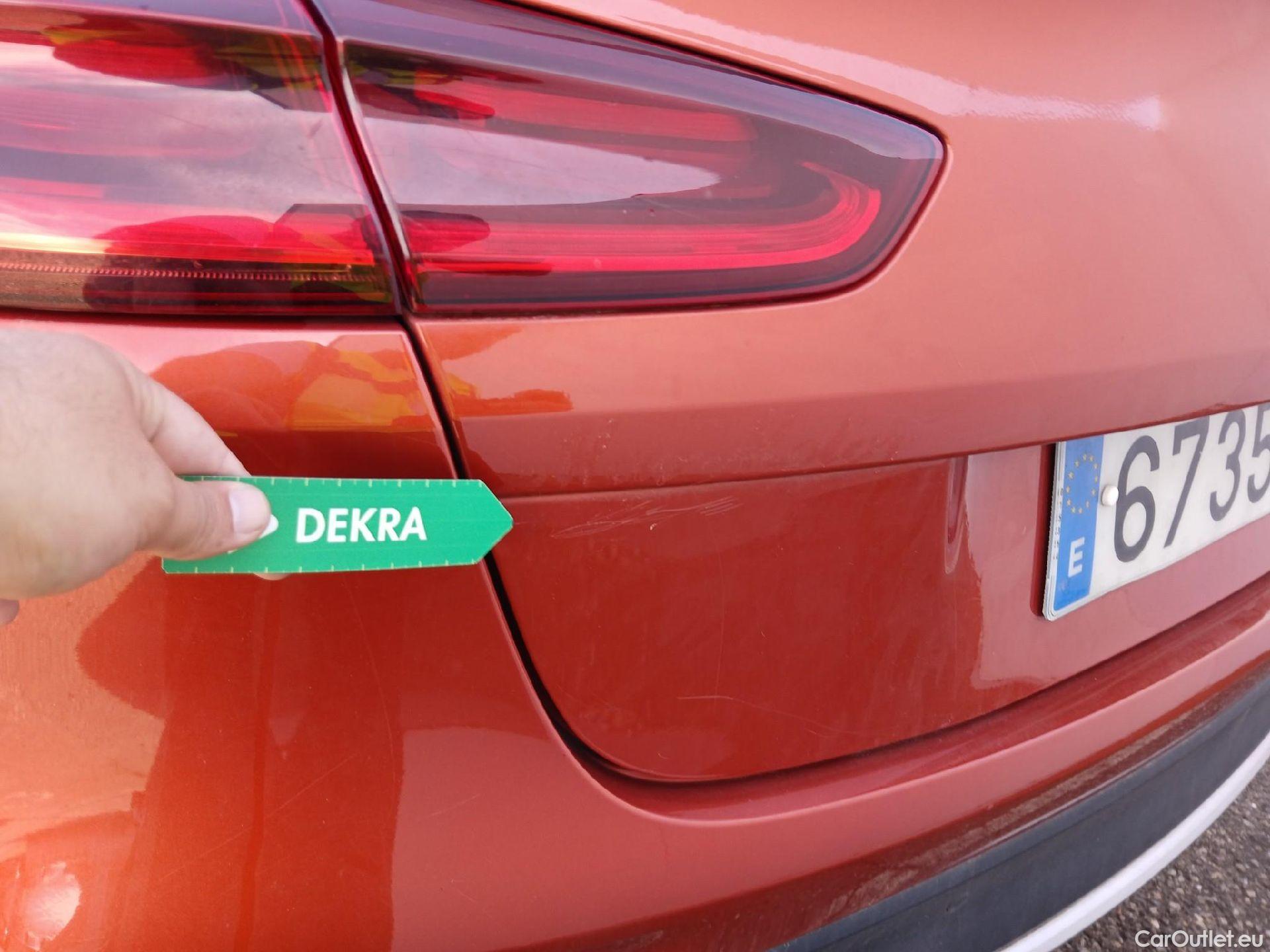  KIA  XCeed KIA  / 2019 / 5P / todoterreno 1.0 T-GDi Drive 88kW (120CV) #15