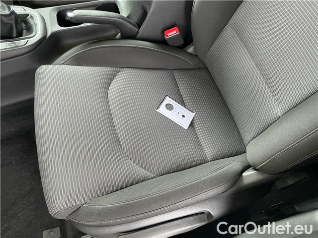  Hyundai  i30  kom.1.0TGDI Family Comf #3