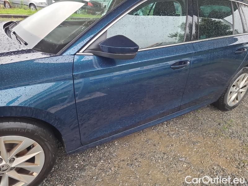  Skoda  Octavia  Combi (NX3)(2020) Oct.Combi 2.0TDI 85 Style AT #4