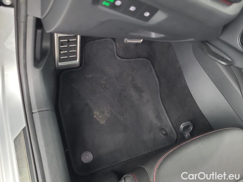  Skoda  Octavia  Lim. (NX3)(2020) Oct. 2.0TDI 147 RS 4x4 AT #3