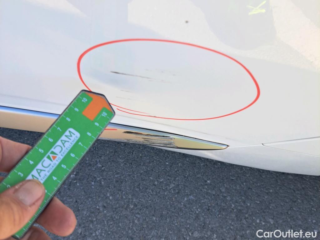  Hyundai   Ioniq HYUNDAI / 2019 / 5P / berlina con portón 1.6 GDI PHEV Klass DCT #18