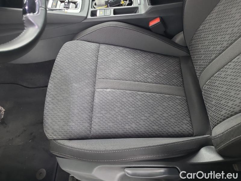  Skoda  Octavia  Combi (NX3)(2020) Oct.Combi 2.0TDI 110 Style AT #8