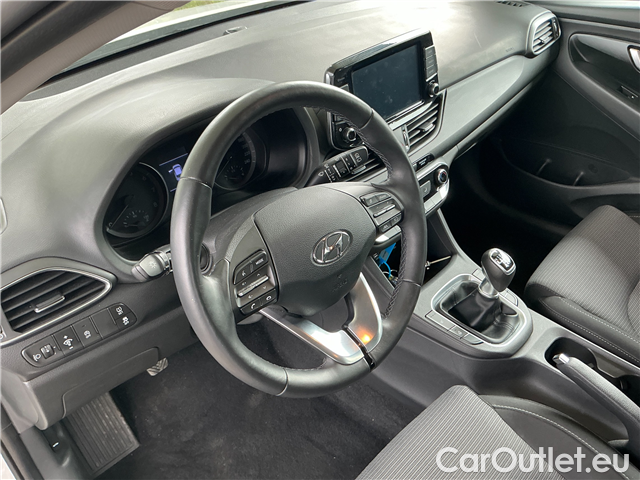  Hyundai  i30  kom.1.0TGDI Family Comf #5