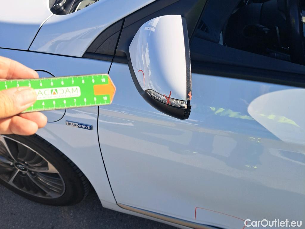  Hyundai   Ioniq HYUNDAI / 2019 / 5P / berlina con portón 1.6 GDI PHEV Klass DCT #3