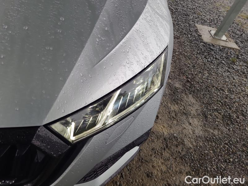  Skoda  Octavia  Lim. (NX3)(2020) Oct. 2.0TDI 147 RS 4x4 AT #2